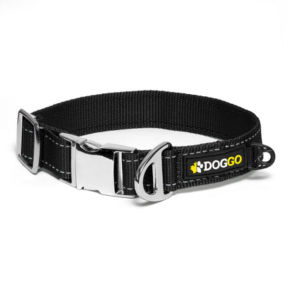 DogGo Reflective Everyday dog Collar in obsidian black. CLR-BLK-M-0424